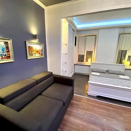 сам центр! вул фурманська 3 *