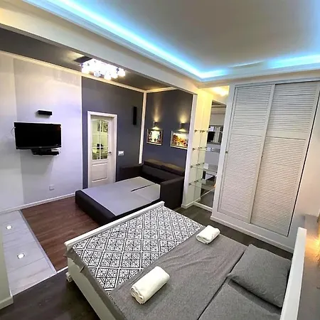 сам центр! вул фурманська 3 Lviv