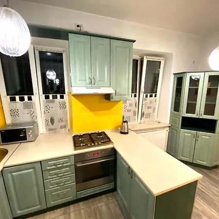 сам центр! вул фурманська 3 Lviv