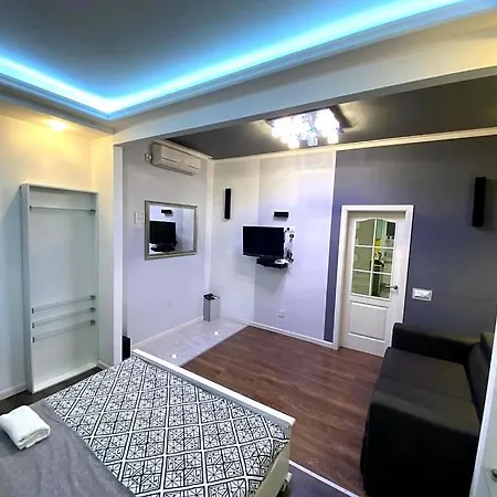 Apartamento сам центр! вул фурманська 3 *