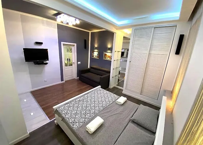 Apartment сам центр! вул фурманська 3 *