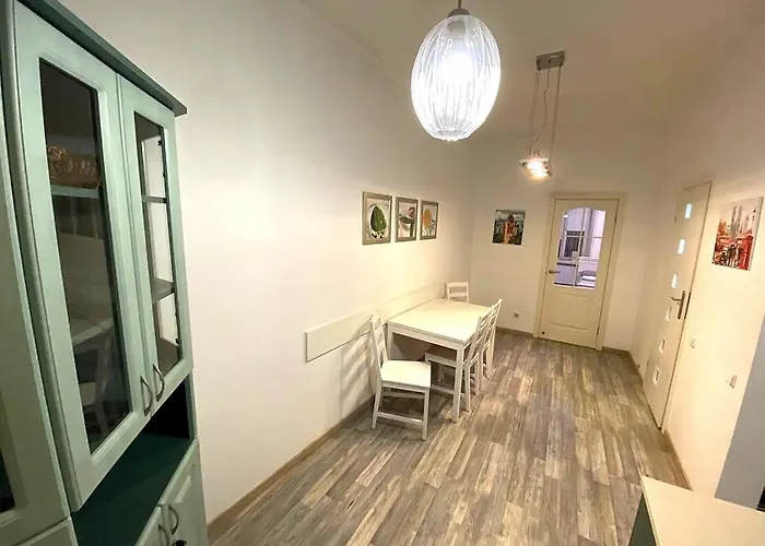 Apartment сам центр! вул фурманська 3 *