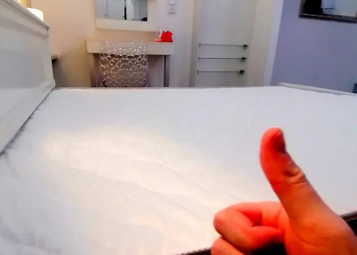 сам центр! вул фурманська 3 *