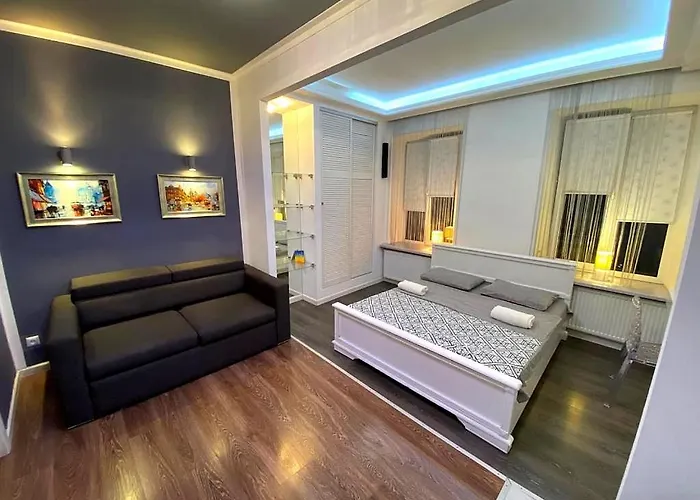 сам центр! вул фурманська 3 *